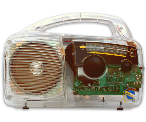 Roelf Mulder, Byron Qually, and Etienne Rijkheer of …XYZ Dot Dot Dot Ex Why Zed Design
FPR2 Human Powered Radio
1998