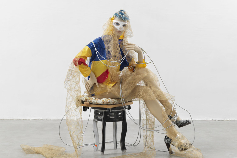 Isa Genzken. Schauspieler (Actors) (detail). 2013. Mannequins, clothes, shoes, fabric, and paper, dimensions variable. Courtesy the artist and Galerie Buchholz, Cologne/Berlin. © Isa Genzken. Photo: Jens Ziehe, Berlin.