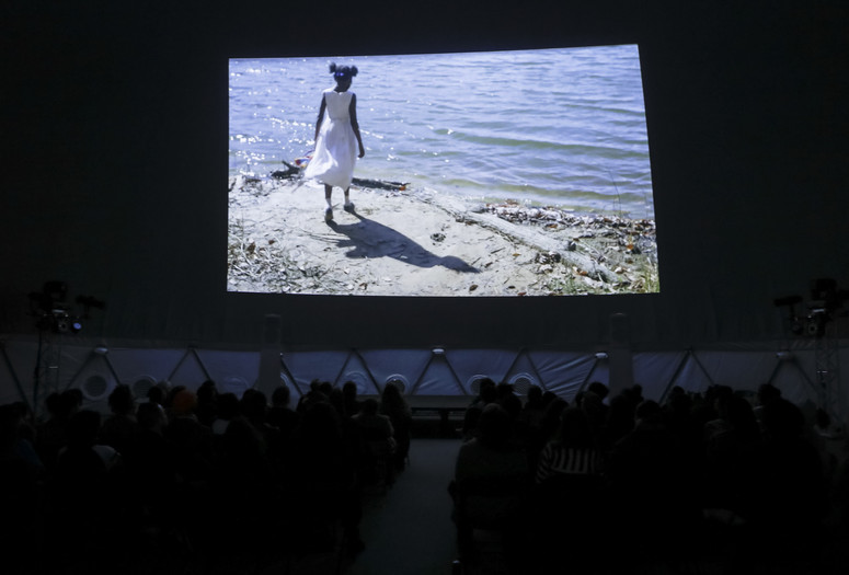 Comrade, what is your visual bond today? on February 7, 2016. Presented at MoMA PS1 as part of VW Sunday Sessions 2015-2016. Photography: Charles Roussel.