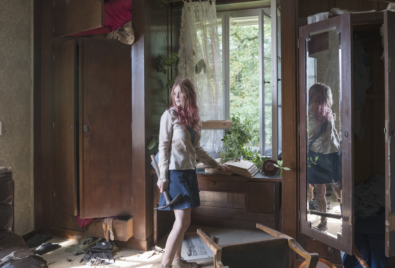 Endzeit - Ever After. 2018. Germany. Directed by Carolina Hellsgård. Cinematography by Leah Striker. Copyright ZDF/Anke Neugebauer