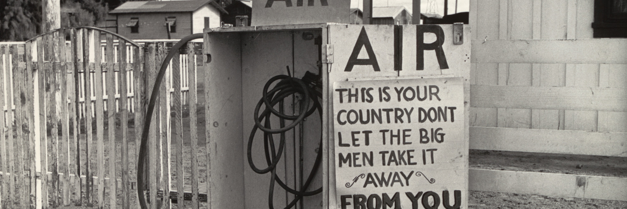 Dorothea Lange (American, 1895–1965). Kern County, California. 1938. Gelatin silver print, 12 7/16 x 12 1/2" (31.6 x 31.7 cm). Purchase