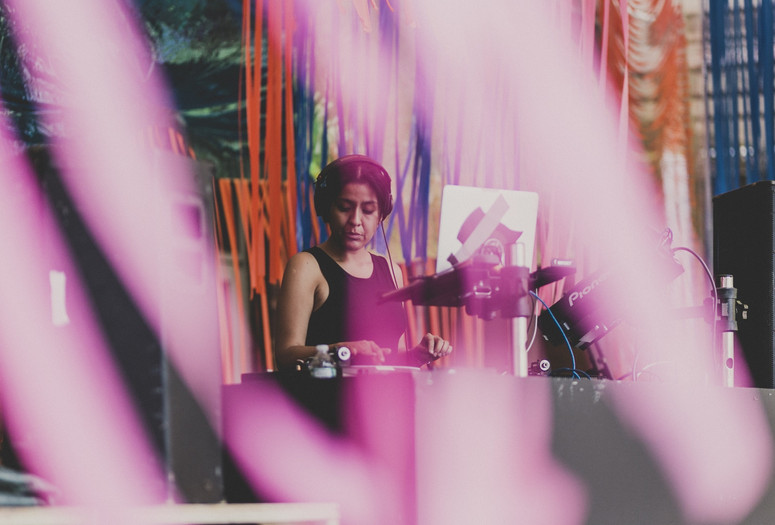 Warm Up on August 2, 2014, presented at MoMA PS1 as part of Warm Up 2014. Photo by Charles Roussel.