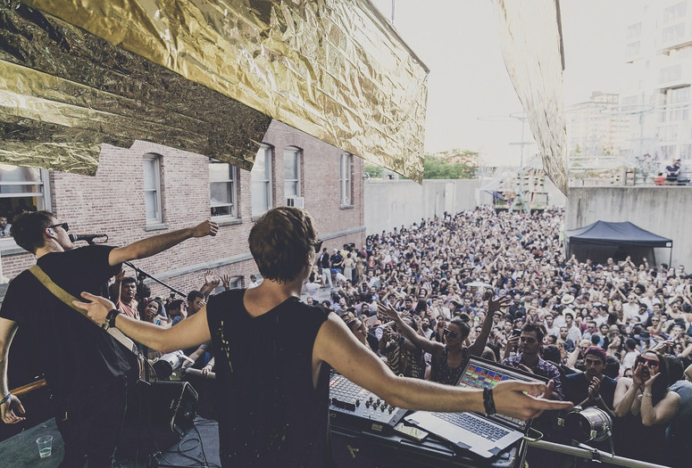 Warm Up on August 1, 2015, presented at MoMA PS1 as part of Warm Up 2015. Photo by Charles Roussel.