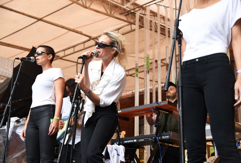 Warm Up on June 27, 2015, presented at MoMA PS1 as part of Warm Up 2015. Photo courtesy of MoMA PS1.
