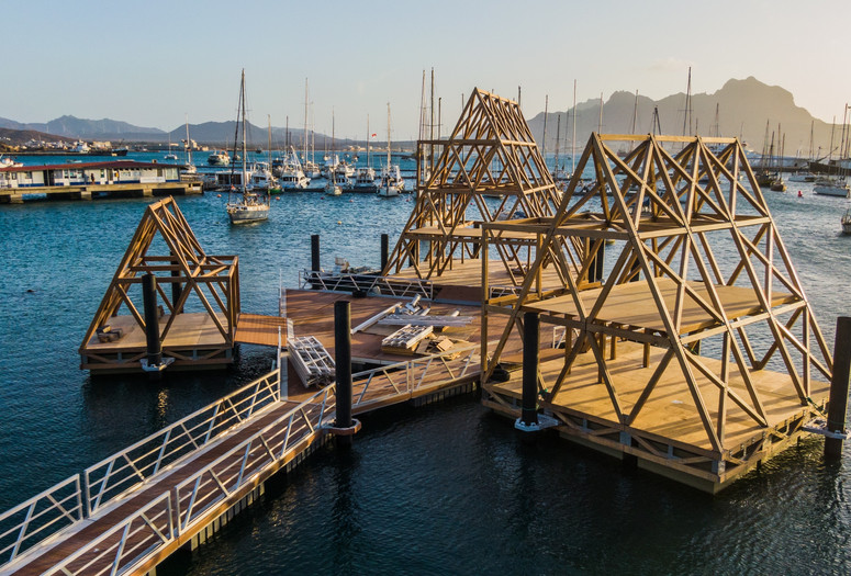 Floating Music Hub. Image courtesy of NLÉ