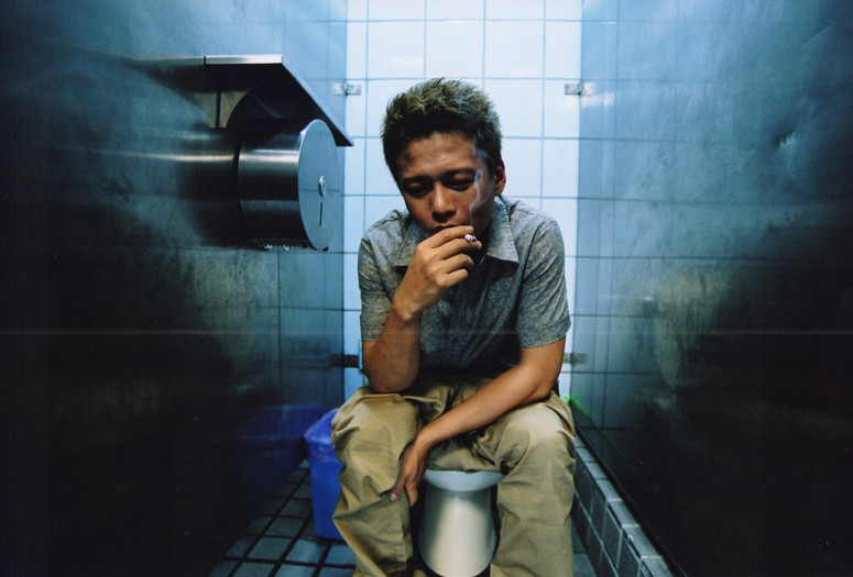 The Skywalk Is Gone. 2002. Taiwan/France. Directed by Tsai Ming-Liang. Courtesy Homegreen Films