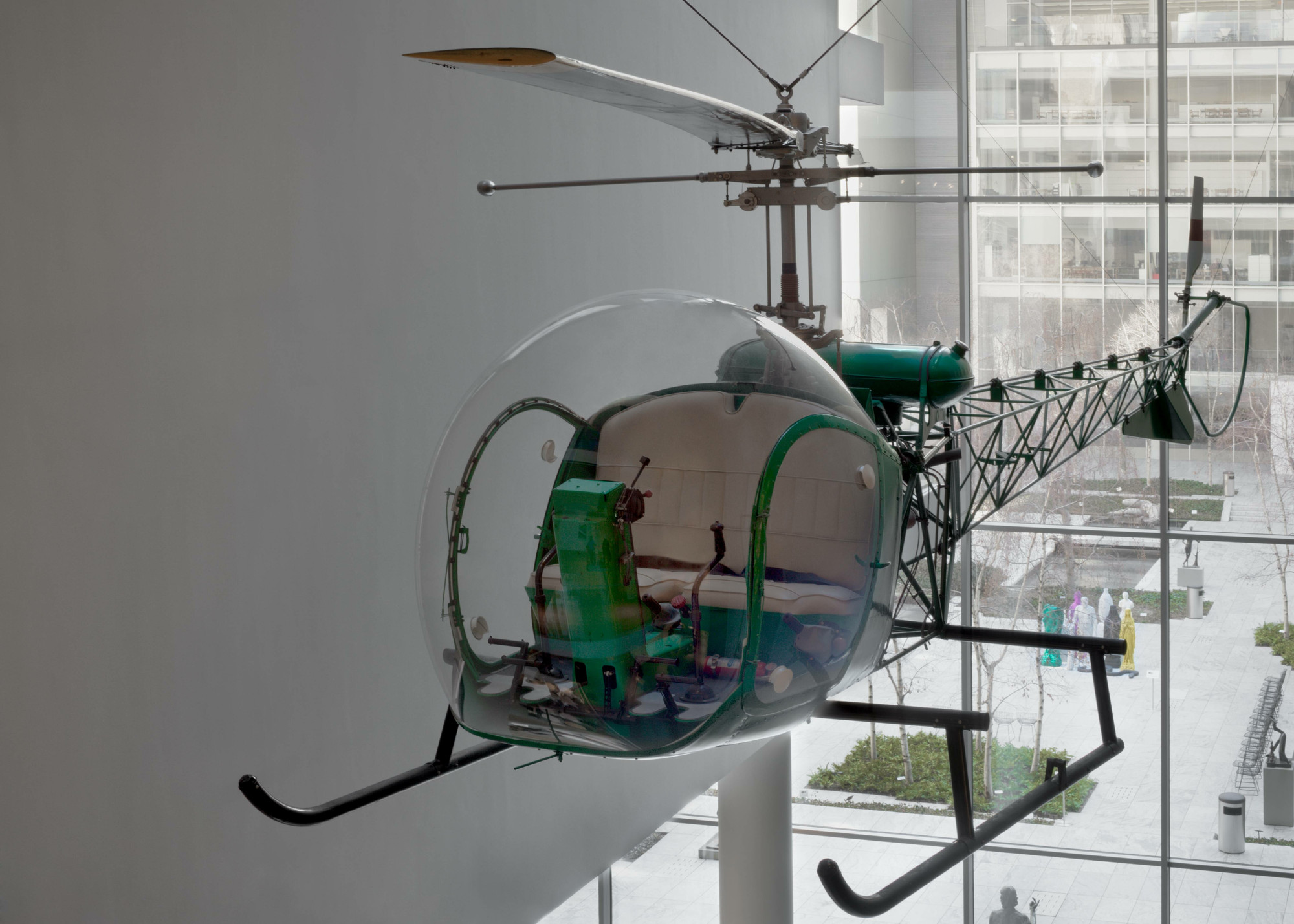 Bell-47D1 Helicopter