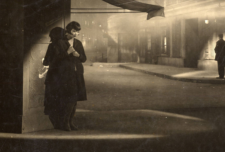 Großstadtschmetterling: Ballade einer Liebe (Pavement Butterfly). 1929. Germany/UK. Directed by Richard Eichberg. Courtesy DFF – Deutsches Filminstitut &amp; Filmmuseum, Frankfurt