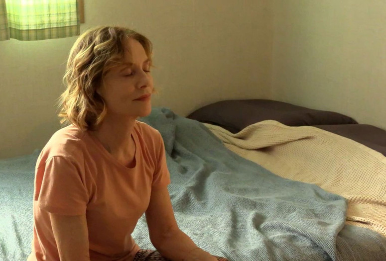 A Traveler’s Needs. 2024. South Korea. Directed by Hong Sang-soo. Courtesy Cinema Guild