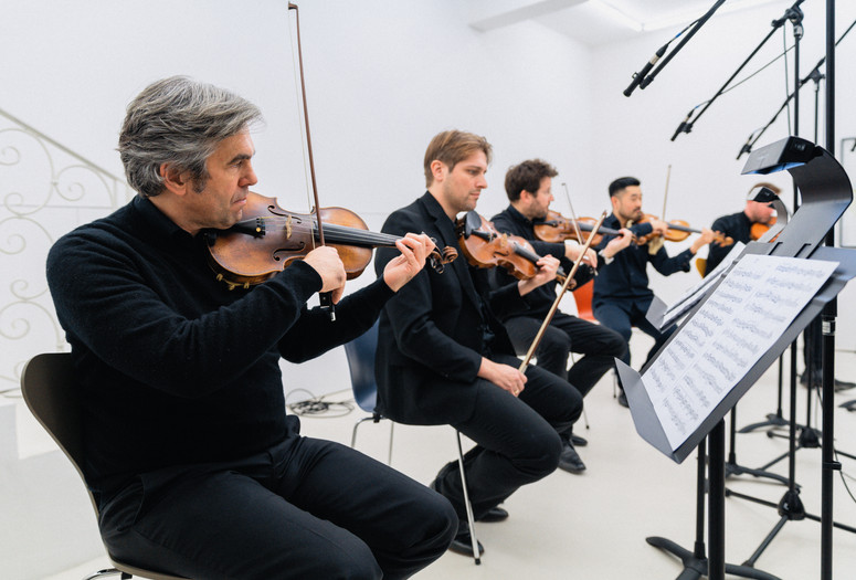 Stephen Prina. String Quartet for Six Players. 1976. Performed at JUBG, December 2023. Photo: Alexander Eckhardt. © Stephen Prina. Courtesy the artist, JUBG, Cologne &amp; Galerie Gisela Capitain, Cologne