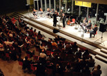 Stephen Prina. Concerto for Modern, Movie, and Pop Music. 2010. Performed at Contemporary Art Museum, Saint Louis, March 18, 2010. Photo: Peter Wochniak. © Stephen Prina