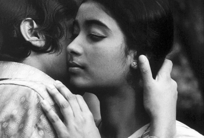 Gehenu Lamai (The Girls). 1978. Sri Lanka. Directed by Sumitra Peries. Courtesy Film Heritage Foundation