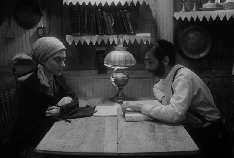 Hester Street. 1975. USA. Directed by Joan Micklin Silver. Courtesy Cohen Film Collection