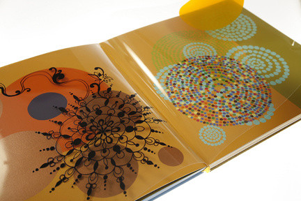 Interior page, Beatriz Milhazes, Coisa Linda, 2002