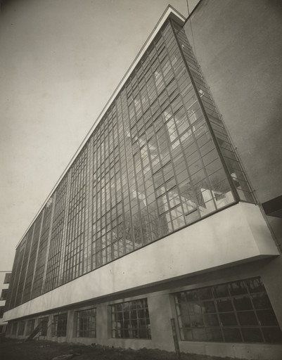 Lucia Moholy. Bauhaus Workshop Building from Below. Oblique View. September 1926