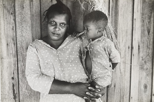 Ben Shahn. Rehabilitation Client, Arkansas, Mother and Child, Arkansas. October 1935