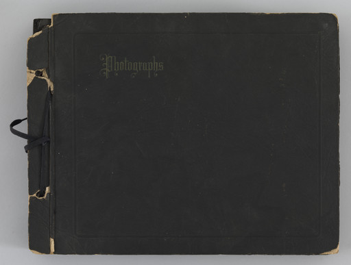 Blanche Parker. The Story of my Life and Friends as Told by Snapshots from Fourteen On. 1916-23