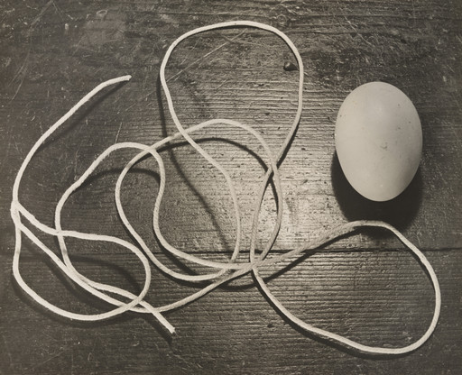 Horacio Coppola. Still Life with Egg and Twine. 1932