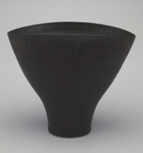 Lucie Rie. Vase. c. 1950