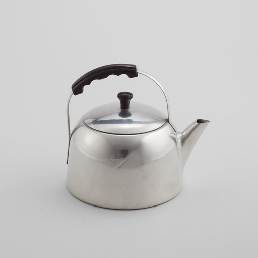 Lurelle Guild. Wear-Ever Tea Kettle (model 1403). c. 1932-33