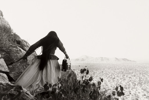 Graciela Iturbide. Mujer ángel, Desierto de Sonora (Angel Woman, Sonoran Desert). 1979