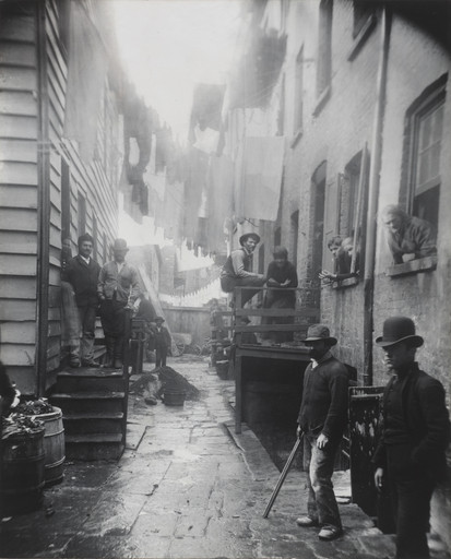Jacob August Riis. Bandits' Roost, 59 1/2 Mulberry Street. 1888