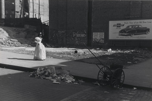 Roy DeCarava. Graduation. 1949
