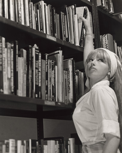 Cindy Sherman. Untitled Film Still #13. 1978