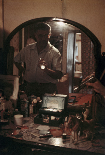 Gordon Parks. Untitled, Chicago, Illinois. 1957