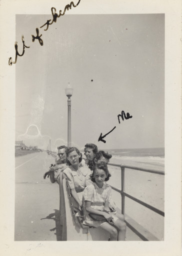 Unidentified photographer. Untitled. 1940-50s