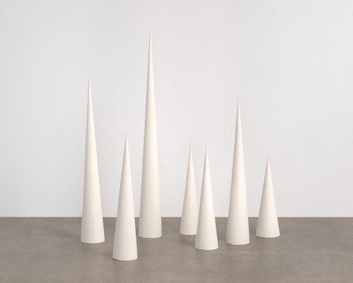 Felix Gonzalez-Torres. "Untitled" (Supreme Majority). 1991