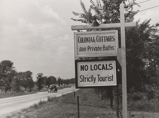 Marion Post Wolcott. Colonial Cottage Court for Tourists Outside of Louisville, Kentucky. 1940