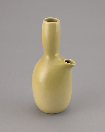 Russel Wright. Iroquois Casual China Carafe. 1946