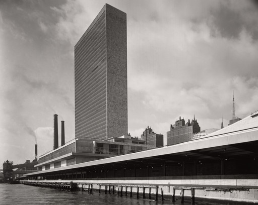 Wallace K. Harrison, Max Abramovitz, Oscar Niemeyer, Le Corbusier (Charles-Édouard Jeanneret), United Nations Headquarters Board of Design, Photograph by Ezra Stoller. United Nations Headquarters, New York, NY. 1954