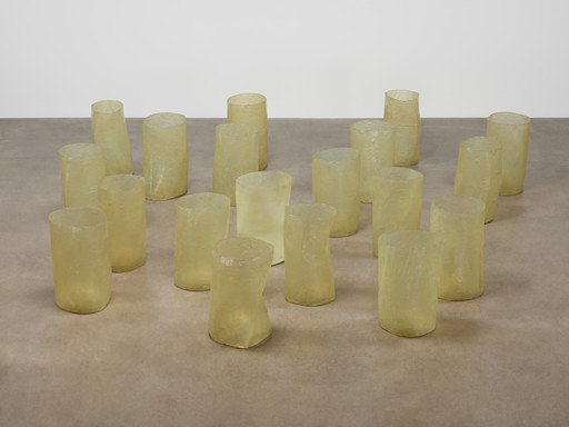 Eva Hesse. Repetition Nineteen III. 1968