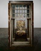 Louise Bourgeois. Lady in Waiting. 2003
