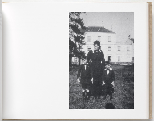 Louise Bourgeois. Untitled, no. 28 of 69, from the illustrated book, Album. 1994